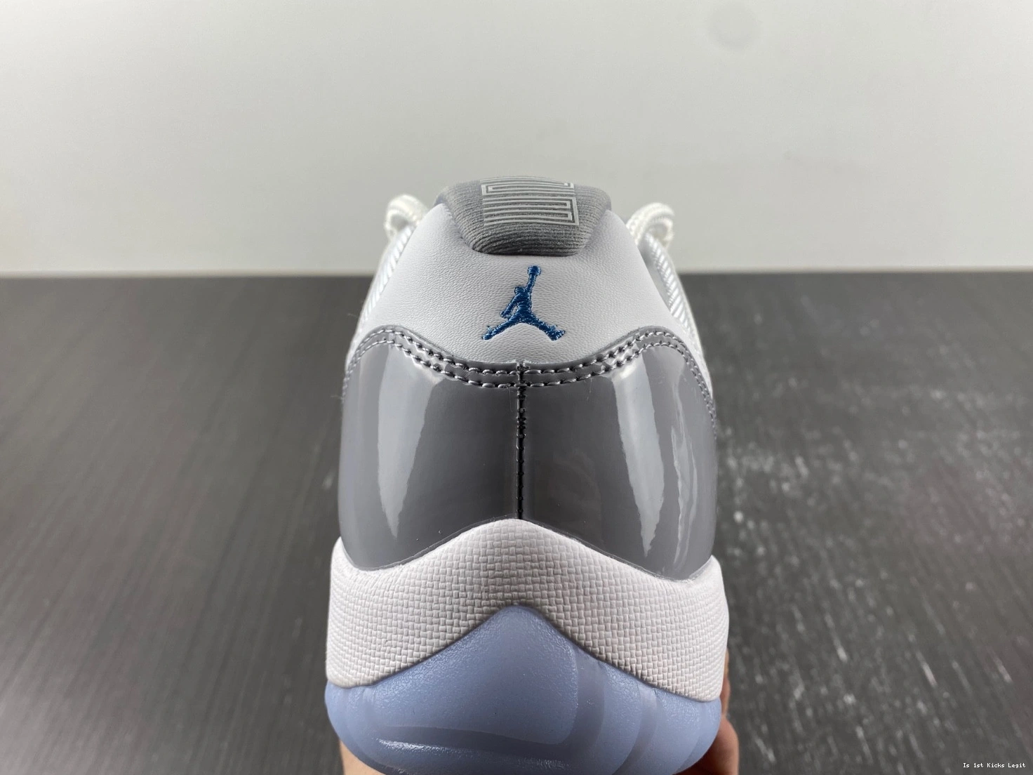 Air Cement 11 AV2187-140 Low Grey Jordan 1222